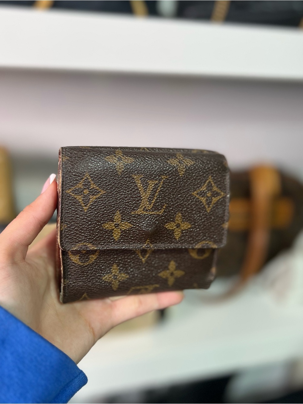 free LV wallet giveaway follow @thebagriculture - Picture 1 of 1